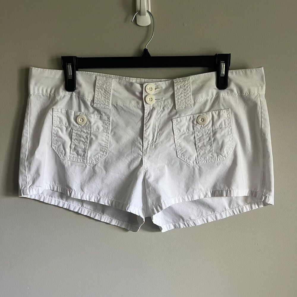 VTG 2009 GLO Jeans White Cargo Mini Shorts Ivana" Style Juniors 17 Y2K Retro